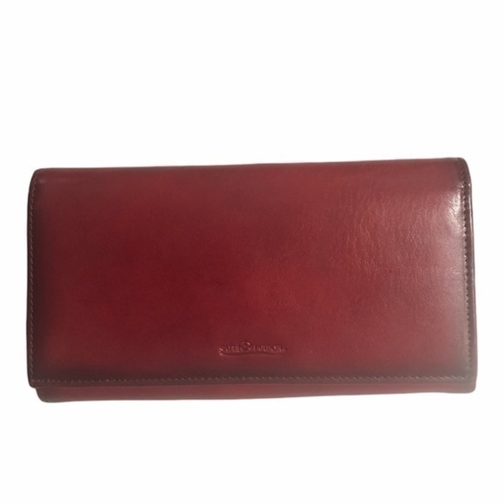 Safe Harbor Wallet - RFID red Kiss Clasp Clutch